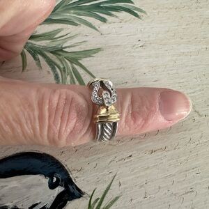 DAVID YURMAN Petite Buckle Ring 18k gold with diamonds